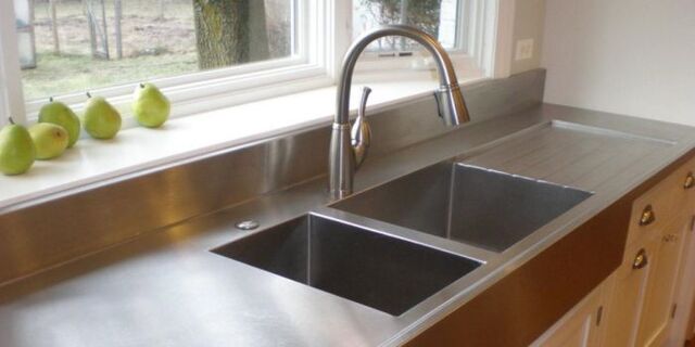 Paslanmaz Çelik Tezgahların Avantajları ve Bakımı